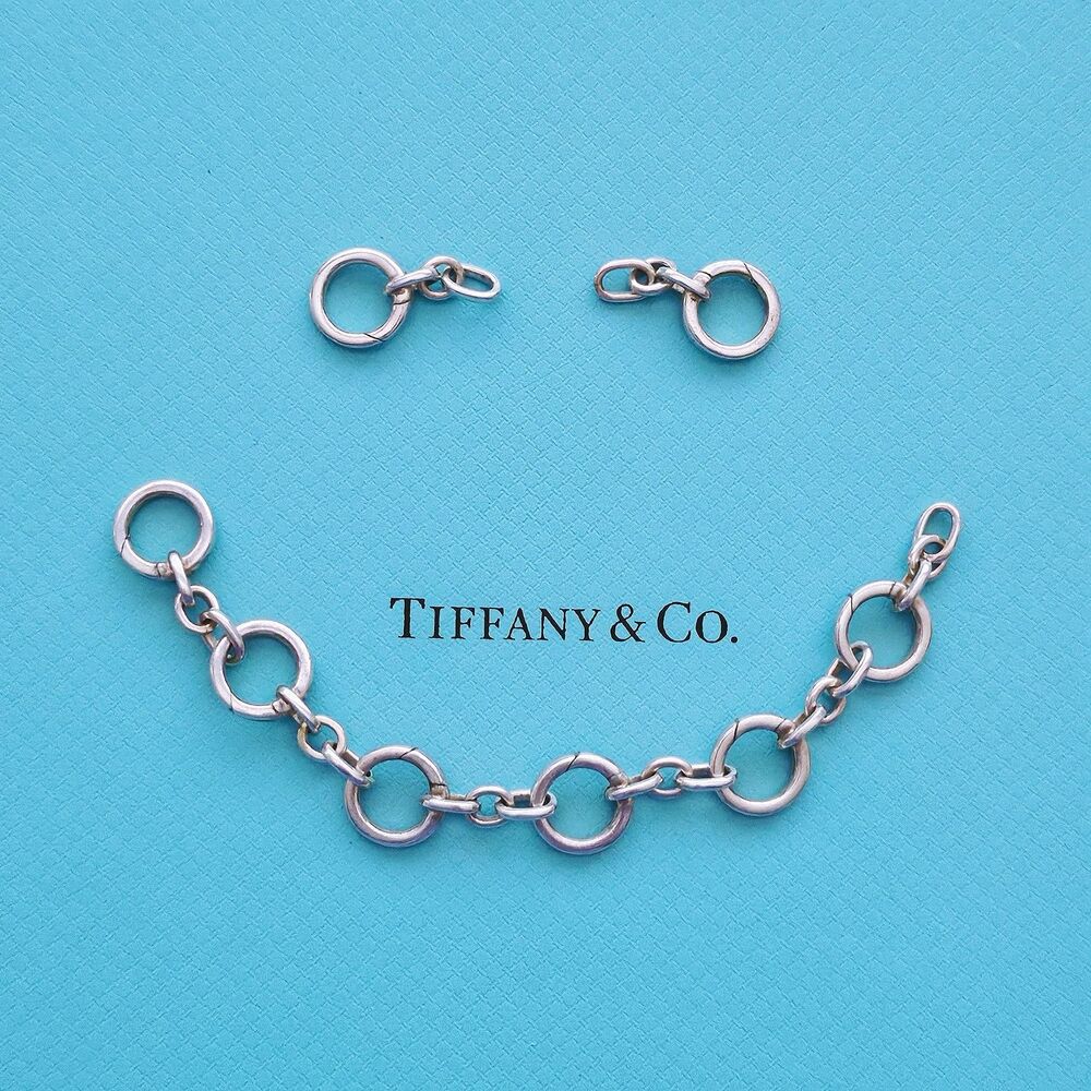 ULTRA RARE Tiffany & Co. Circle Round Clasping Link Silver Bracelet 7.25 In.